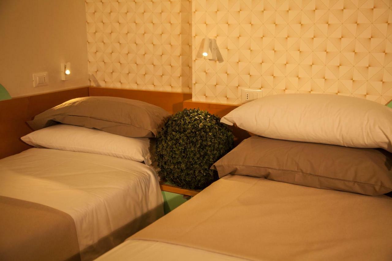 Montecarlo - Vista Mare Con Piscina & Area Fitness Hotel 3*