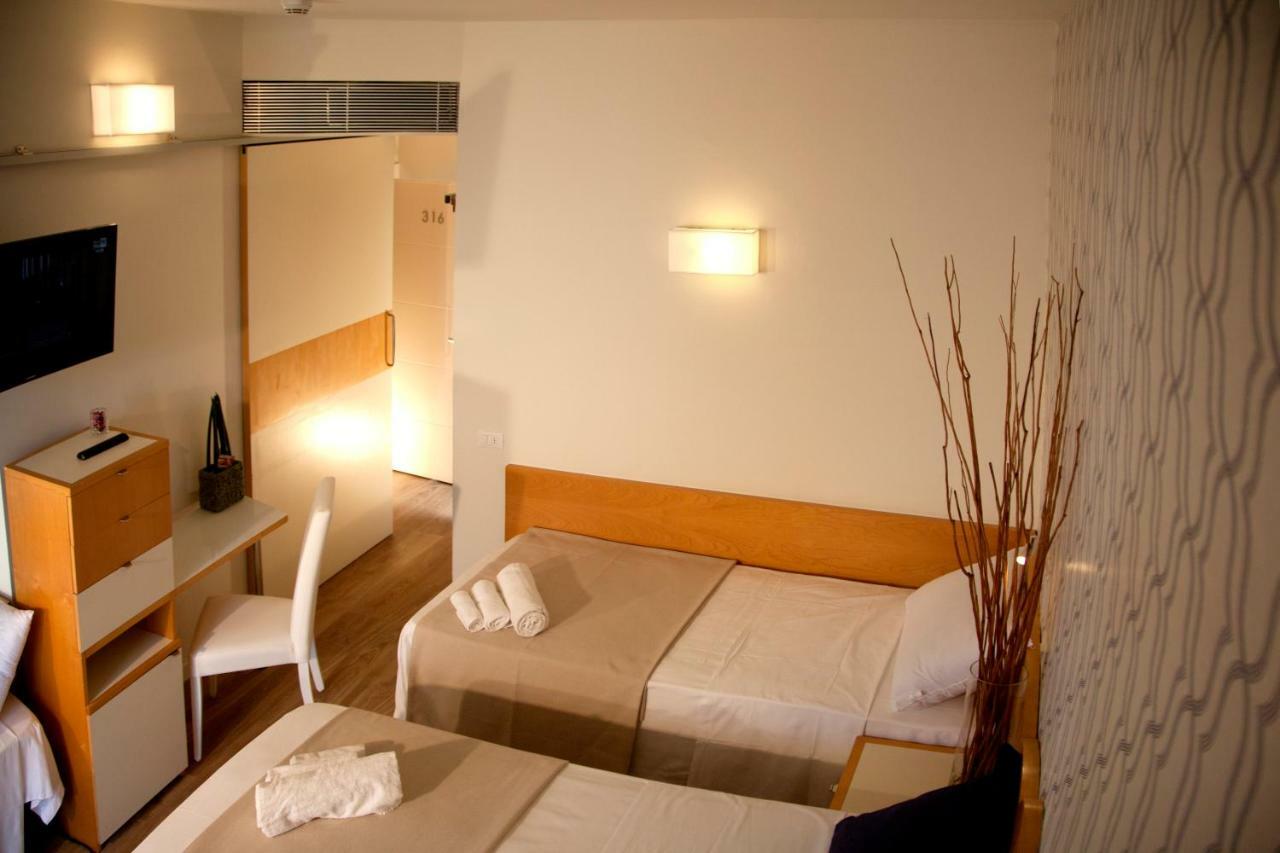 Montecarlo Vista Mare Hotel Riccione