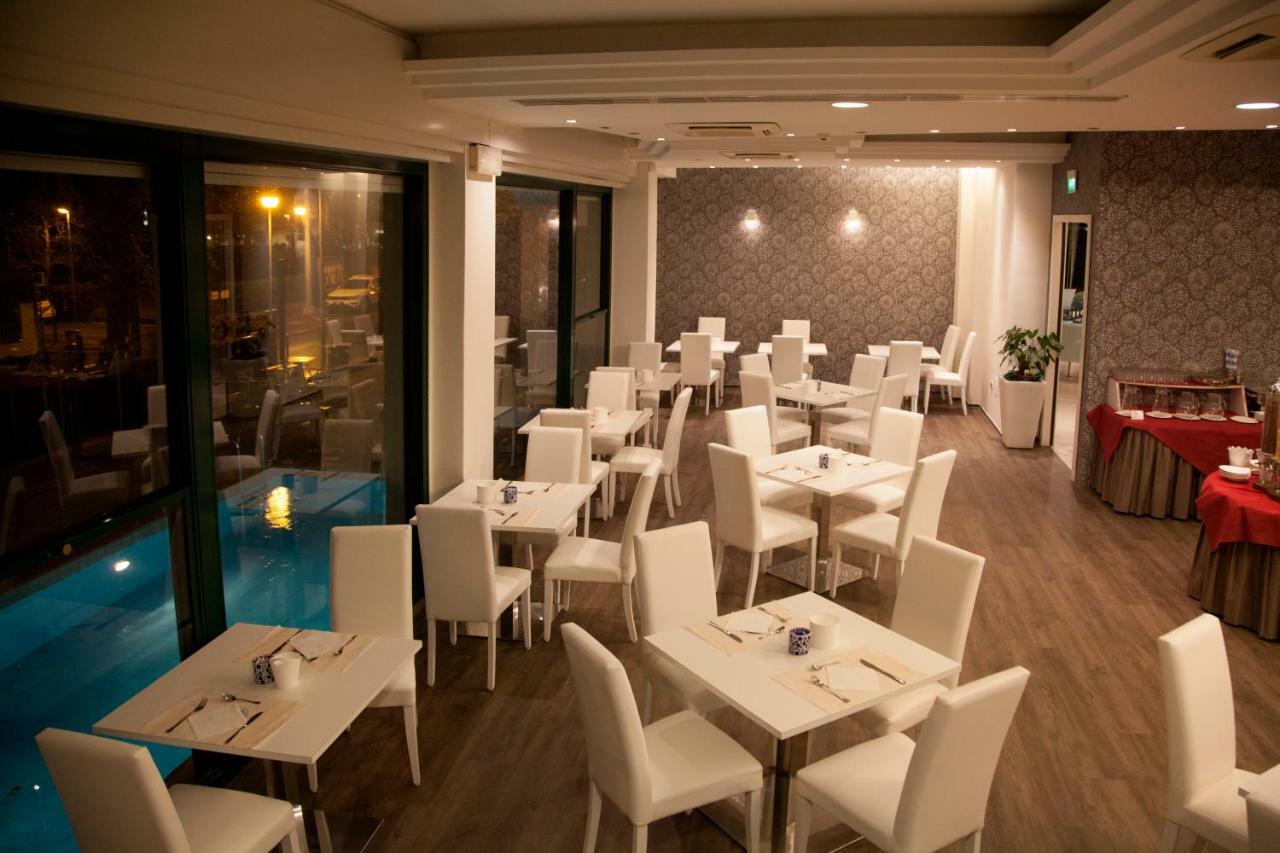Montecarlo Vista Mare 3* Riccione