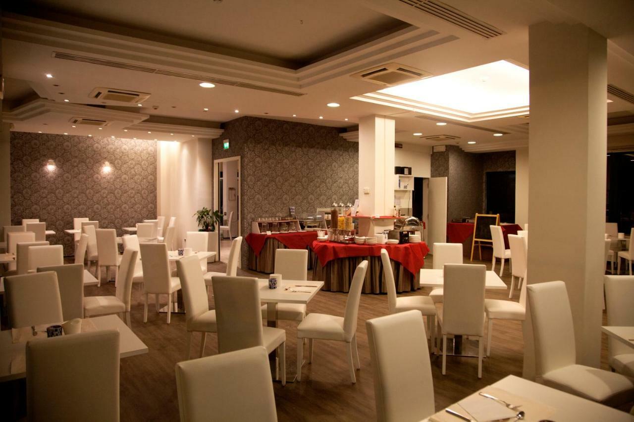 Montecarlo Vista Mare 3*